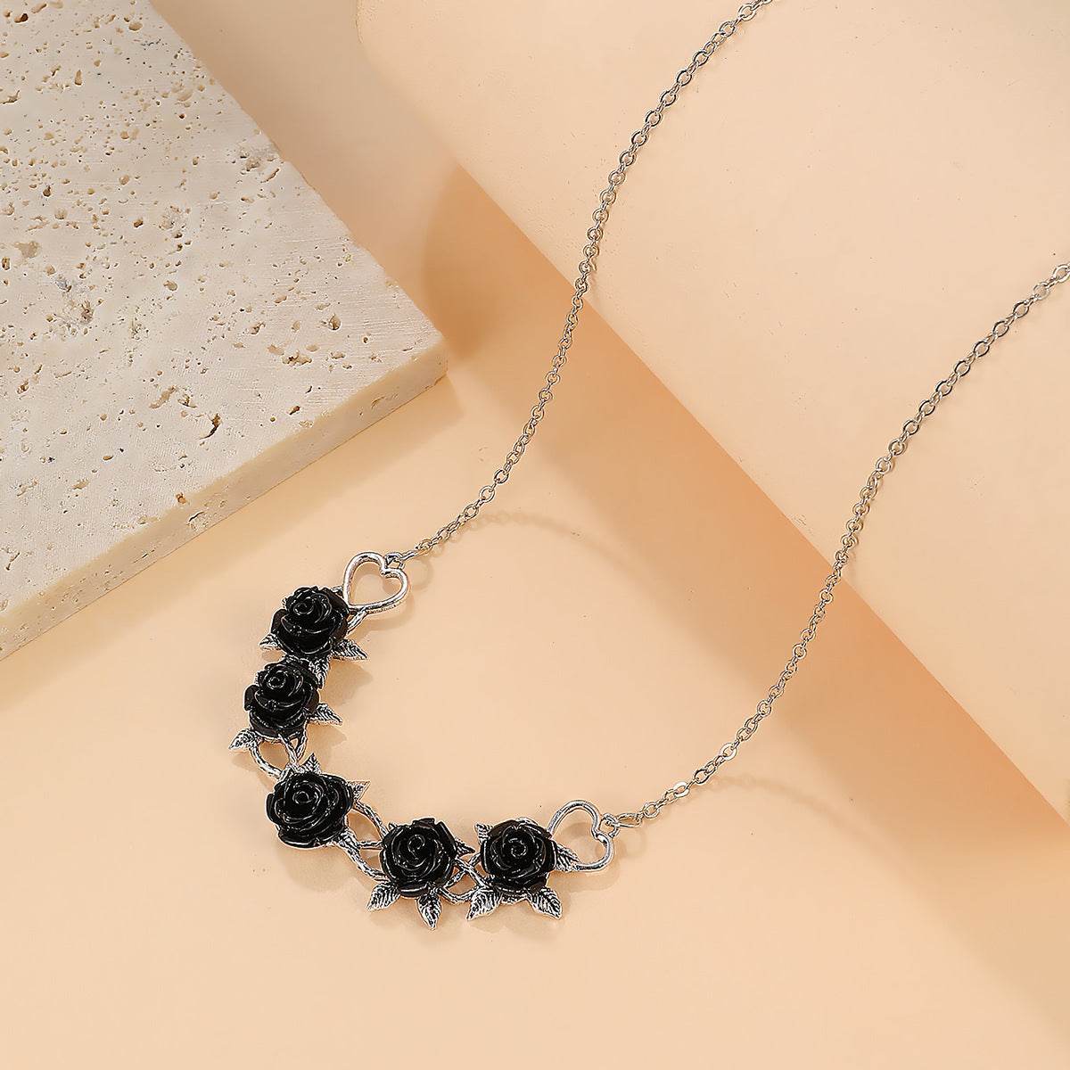 07 Antique Silver 10437 Rhinestone Love Rose Chain Necklace For Women 062e7cf6-526c-44c7-b7ea-ec10bf418eaa Print Material