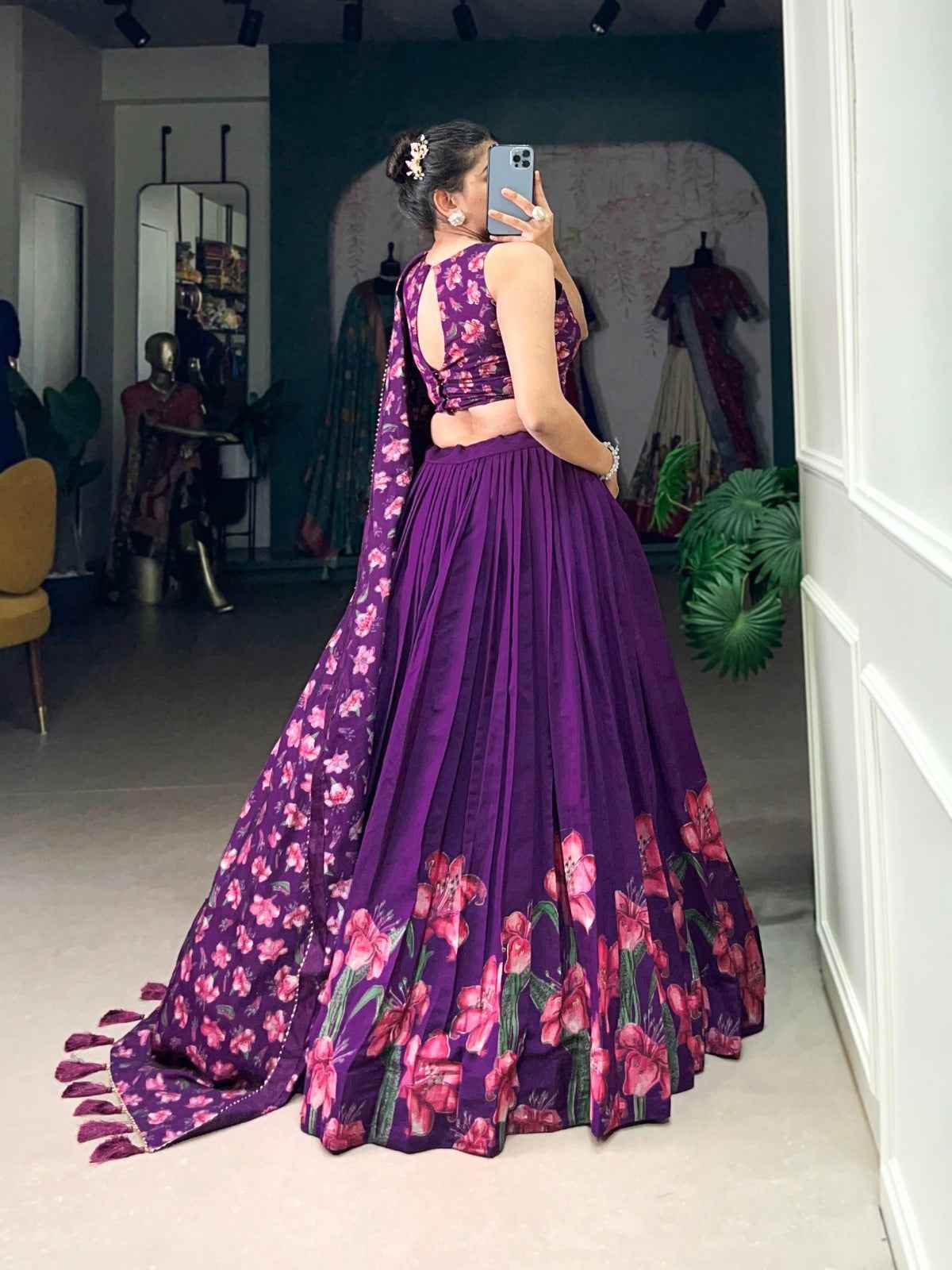 The Perfect Blend of Tradition And Sparkle Lehenga Choli 1741352043526-226 Womens Lehenga Choli