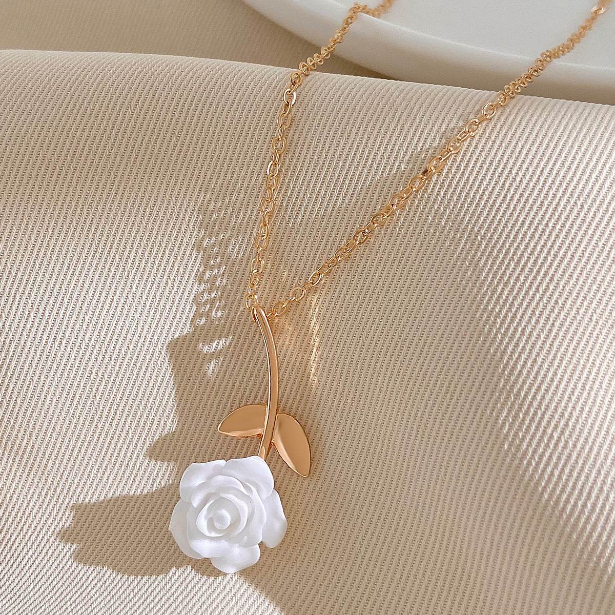 08 Medium KC Gold White M253 Rhinestone Love Rose Chain Necklace For Women 1f54b037-1d08-4c0f-8c37-7b4746fc41bf Print Material