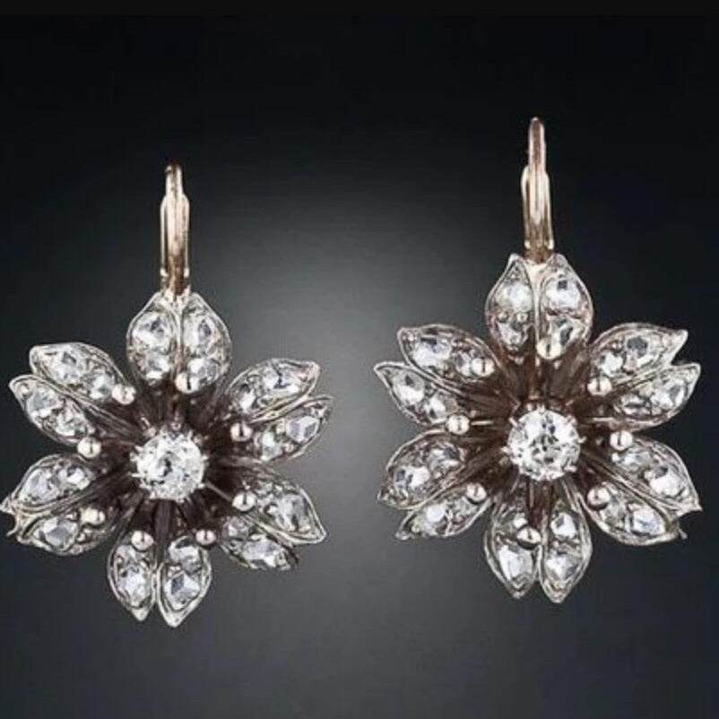 Female Geometric Circular Zircon Earrings 59baa02d-70ba-4236-b82d-b9b444eda769