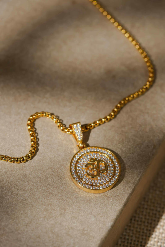 Om Symbol Pendant Jewelry with Sparkling Details 8484879880
