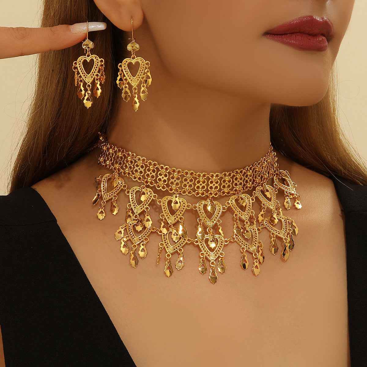 Golden 3-Piece Heart Jewelry Set for Elegant Styling ksqrf7-20-3-piece-heart-jewelry-set-retro-luxury-gold Print Material